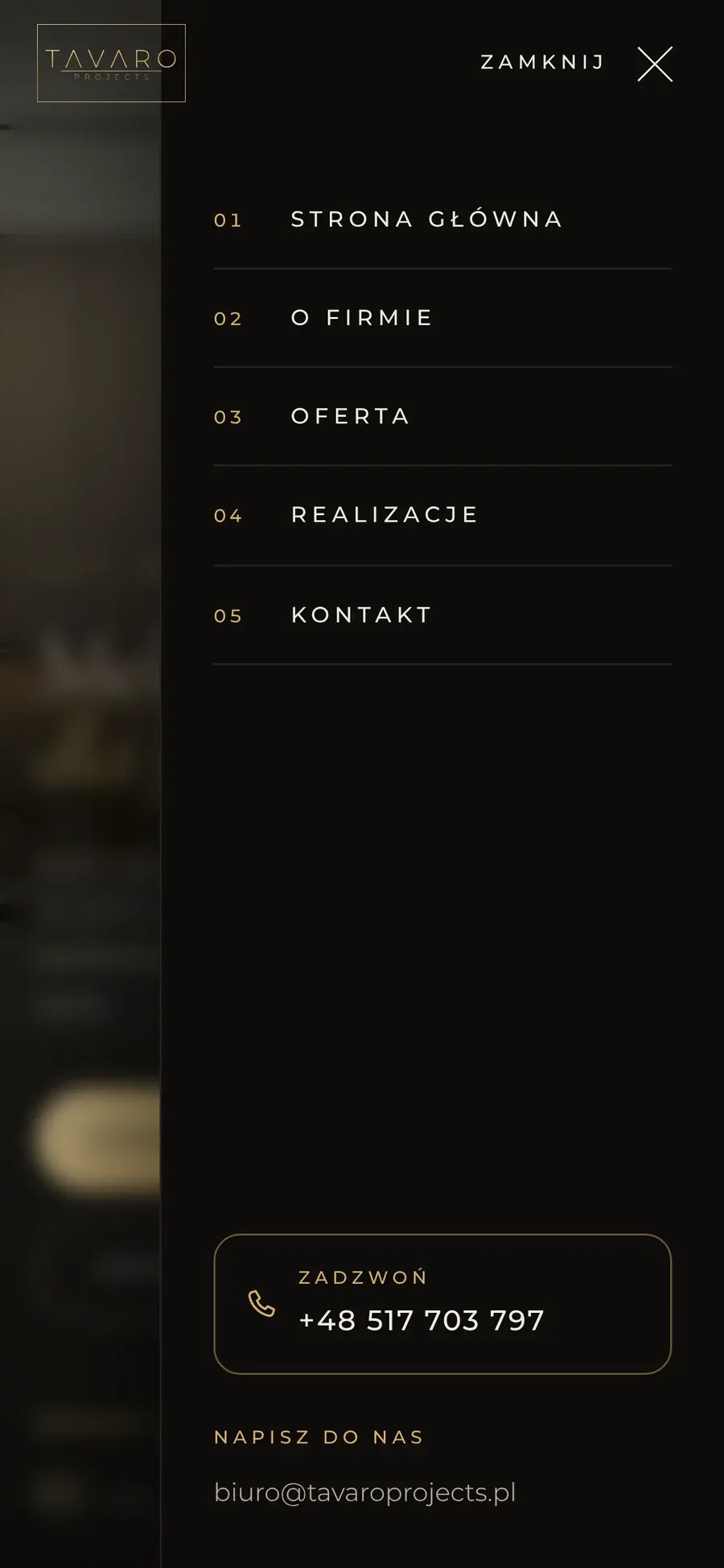 Otwarte menu mobilne Tavaro Projects z numerowanymi pozycjami, telefonem i adresem e-mail.